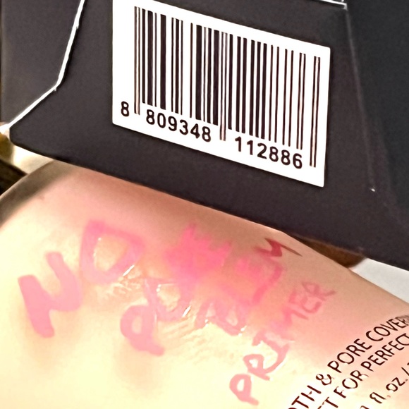 touch in SOL No POREblem Smooth & Pore Covering PRIMER - Picture 14 of 15